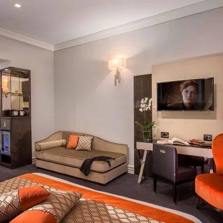 מלון Gioberti 4*