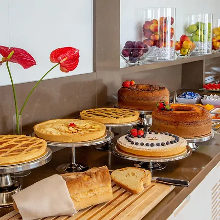 吉欧伯缇酒店 酒店 4*